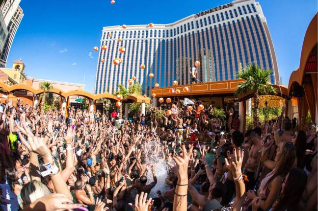 DA64EFDD-50FE-44E2-ACF7-13C3B38D7452